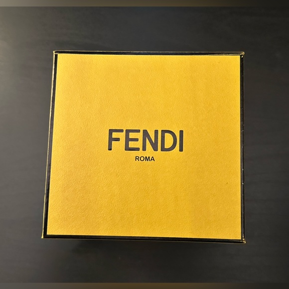Fendi Jewelry Box 🎁 - Picture 3 of 3